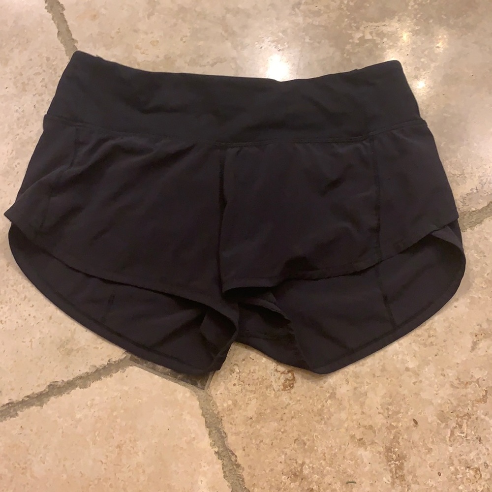 Black Lulu speed up shorts